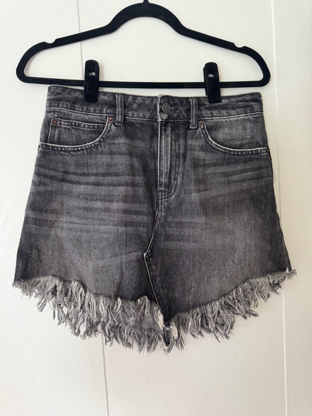 Free People Women's High-Rise Frayed Hem Denim Skirt - Gray
